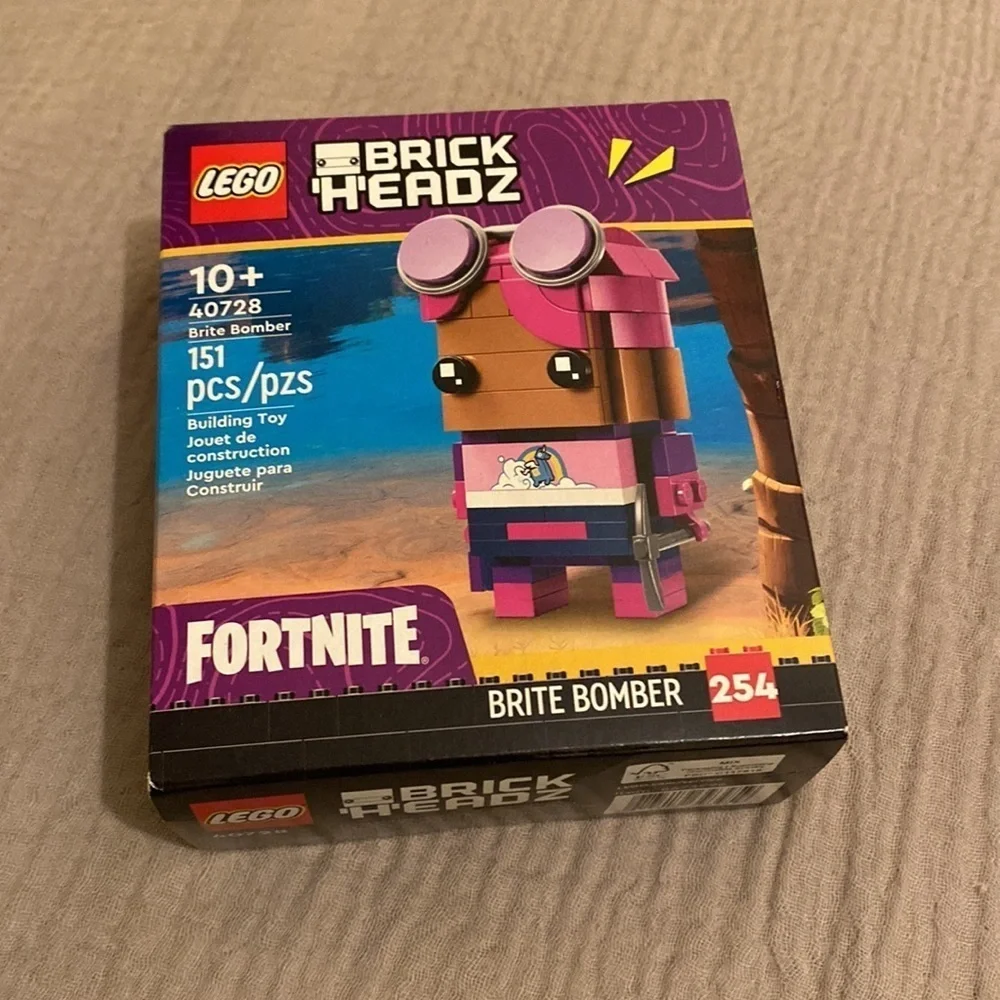 LEGO 40728 BRICK HEADZ BRITE BOMBER . New